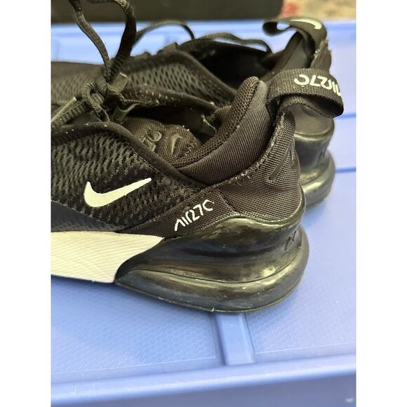 Nike Black White Air Max 270 Lace Up Sneaker Shoes Size 1Y - Picture 5 of 7
